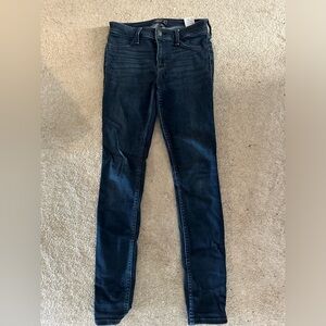 Abercrombie & Fitch Dark washed Jeggings